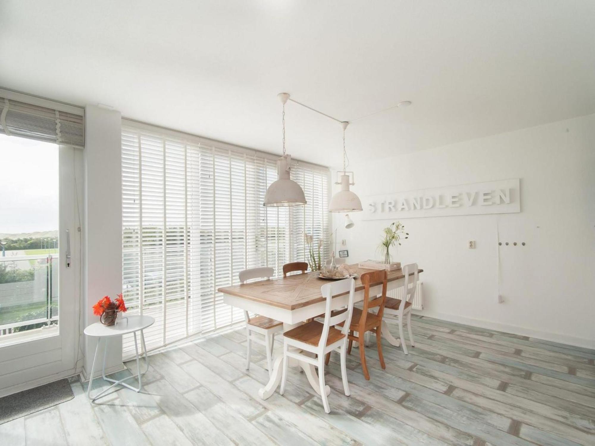 Beachside Apartment At Foot Of Dunes 卡兰茨奥赫 外观 照片
