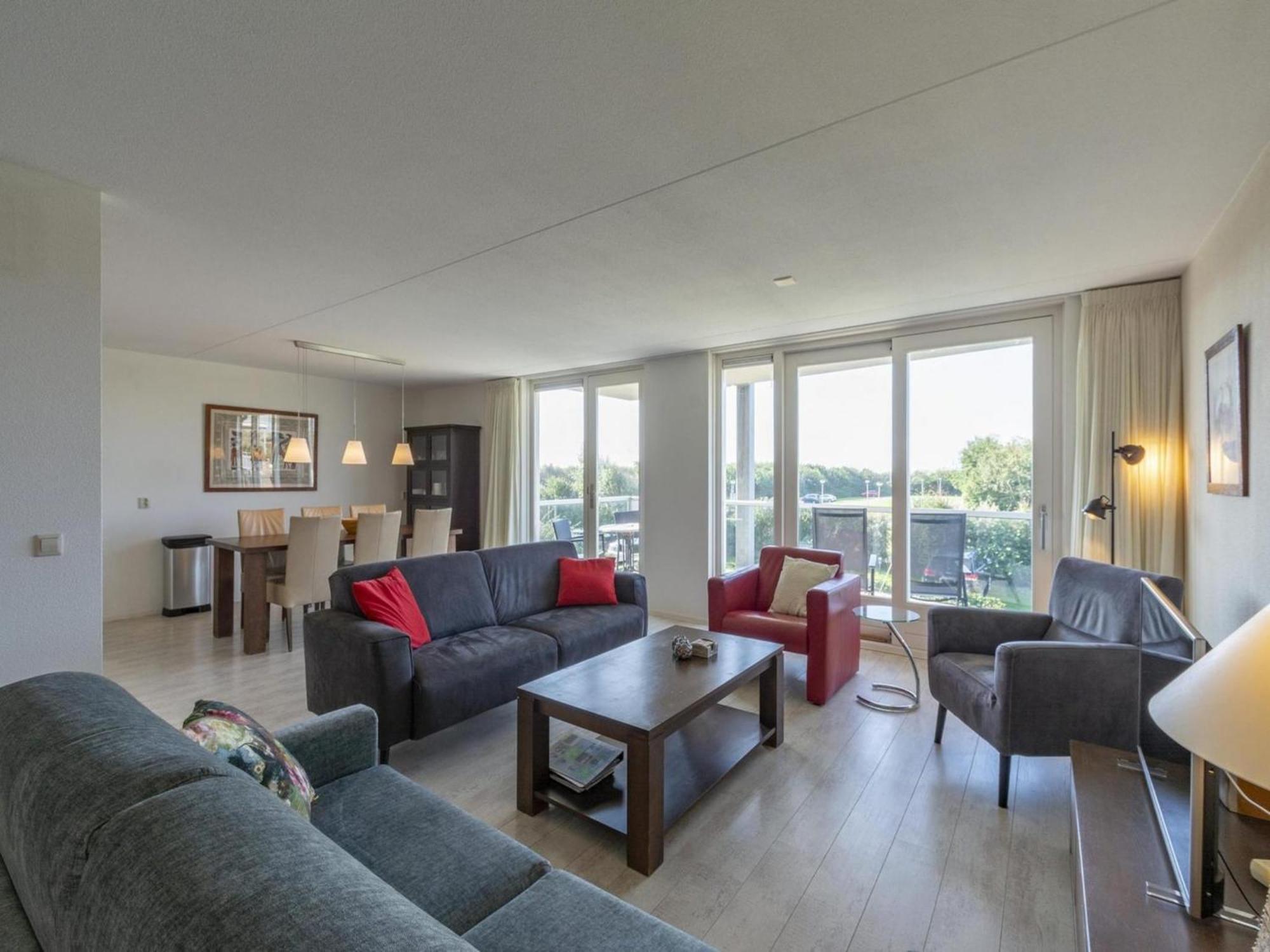 Beachside Apartment At Foot Of Dunes 卡兰茨奥赫 外观 照片