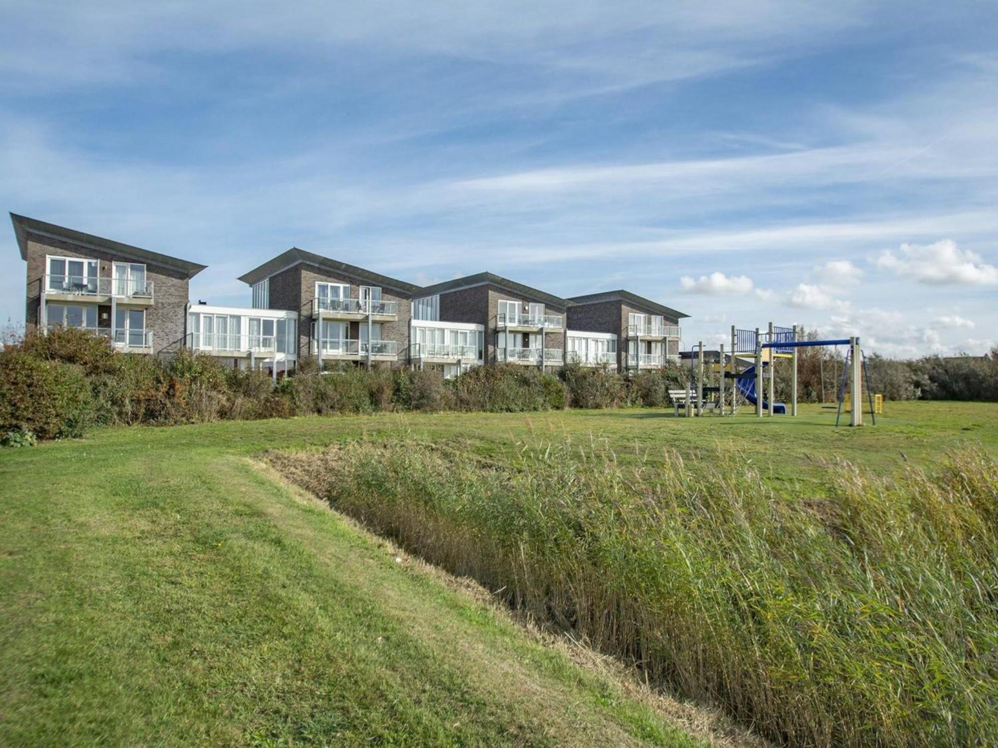 Beachside Apartment At Foot Of Dunes 卡兰茨奥赫 外观 照片