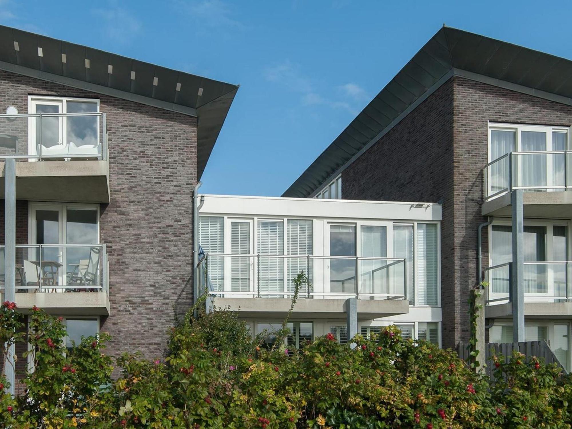 Beachside Apartment At Foot Of Dunes 卡兰茨奥赫 外观 照片